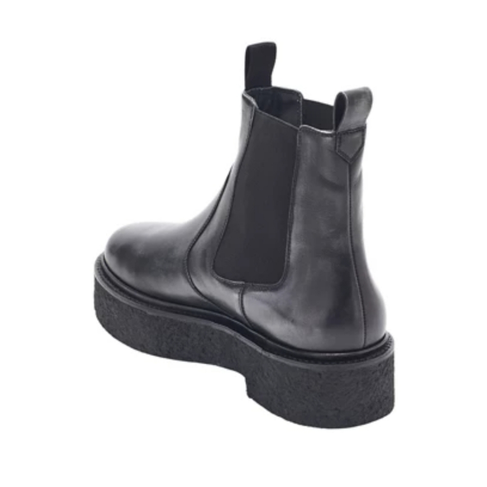 Free People Carmel Chelsea Boots - Picture 4 of 10